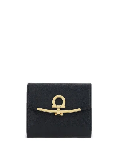 Ferragamo Women Hammered Leather Gold Gancini Compact Wallet In Black