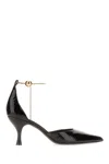 Ferragamo Salvatore  Décolleté With Chain In Black