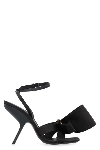 Ferragamo Salvatore  Helena Satin Sandals In Black