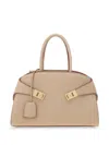 Ferragamo Bolso Top Handle S Beige Vivos Granate In Sand