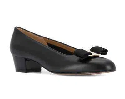 Pre-owned Ferragamo Salvatore  Ladies Vara Bow Pump Shoe In Black, Brand Size 5