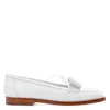 Ferragamo Bowknot Emblem Mocassin Shoes In White