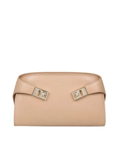 Ferragamo Salvatore  Logo Printed Hug Clutch Bag In Neutrals