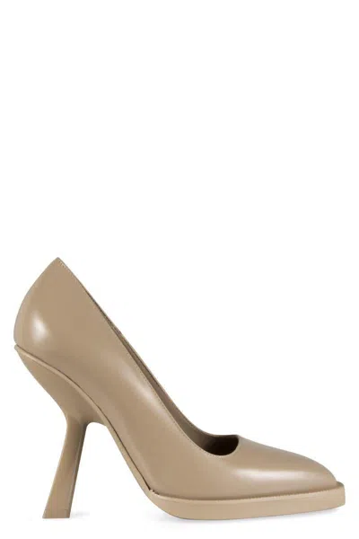 Ferragamo Salvatore  Leather Pumps