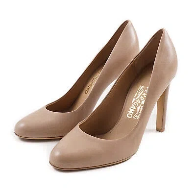 Pre-owned Ferragamo Salvatore  'leo 100' Saddle Soft Calf Leather Pumps 9.5 B $650 In Brown
