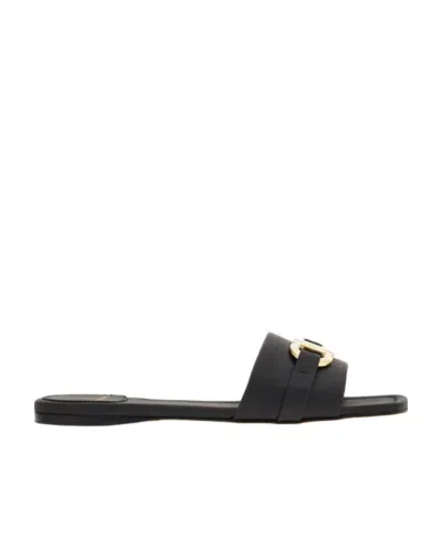 FERRAGAMO SALVATORE FERRAGAMO LOGO PLAQUE FLAT SANDALS