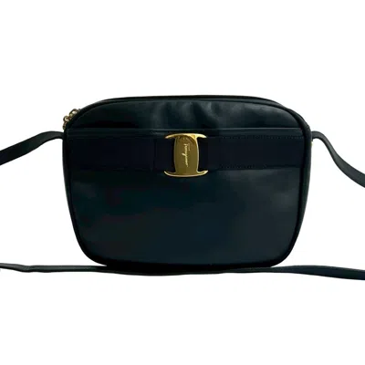 Pre-owned Ferragamo Salvatore  Navy Leather Pochette Shoulder Bag ()