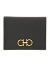 Ferragamo Gancini Compact Leather Wallet In Black