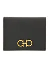 Ferragamo Gancini Compact Leather Wallet In Black