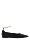 Ferragamo Dada Flache Schuhe Mit Spitzer Kappe Aus Satin In Black
