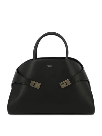 FERRAGAMO SALVATORE FERRAGAMO SHOULDER BAGS
