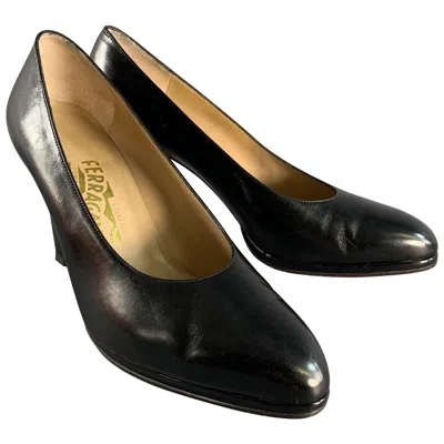 Pre-owned Ferragamo Salvatore  Size 9 Black Leather Platform Pumps