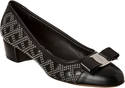 Pre-owned Ferragamo Salvatore  Vara Qs Studded Beige Black Leather Pumps 7 7.5 8 C