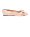 Ferragamo Varina Bow-detailed Patent-leather Ballet Flats In Nude