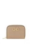 Ferragamo Gancini-plaque Leather Purse