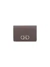 Ferragamo Gancini Logo-plaque Leather Wallet In Beige