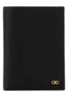 Ferragamo Calfskin Bi-fold Credit Card Case Billfold In Black