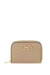Ferragamo Gancini-plaque Leather Purse In Daino