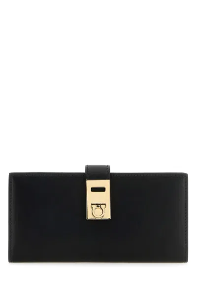 Ferragamo Woman Hug Continental Wallet In Black/nylund Pink