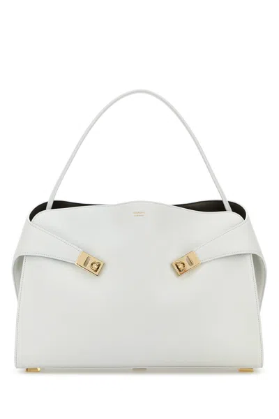 FERRAGAMO SALVATORE FERRAGAMO WHITE LEATHER LARGE HUG SOFT SHOULDER BAG