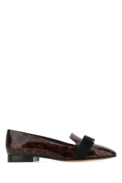 FERRAGAMO SALVATORE FERRAGAMO WOMEN PRINTED LEATHER LAUFER BALLERINAS