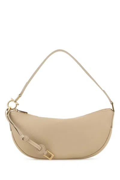 FERRAGAMO FERRAGAMO SAND LEATHER SHOULDER BAG