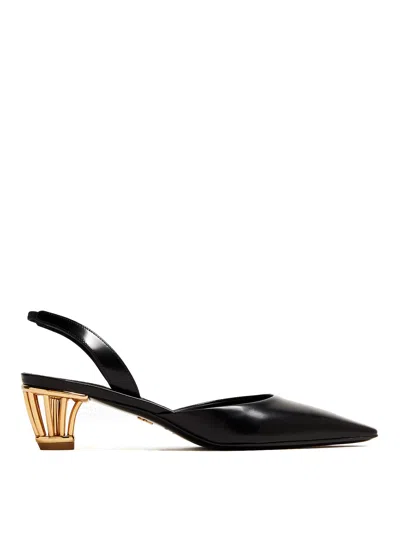 Ferragamo Sandals In Black