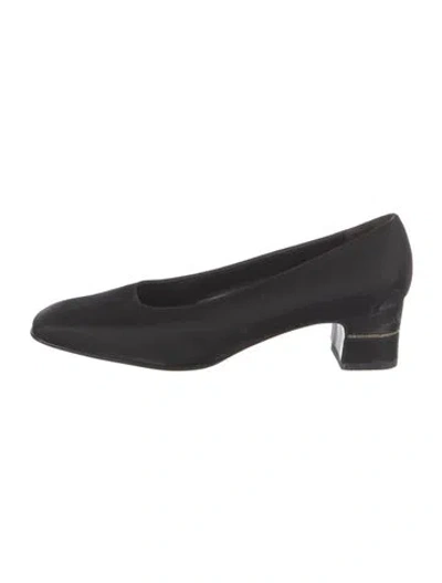 Pre-owned Ferragamo Satin Crystal Embellishments Pumps In Black