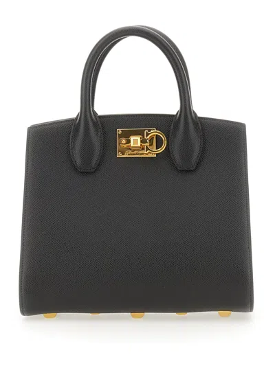 FERRAGAMO SCHOLARSHIP "STUDY BOX"