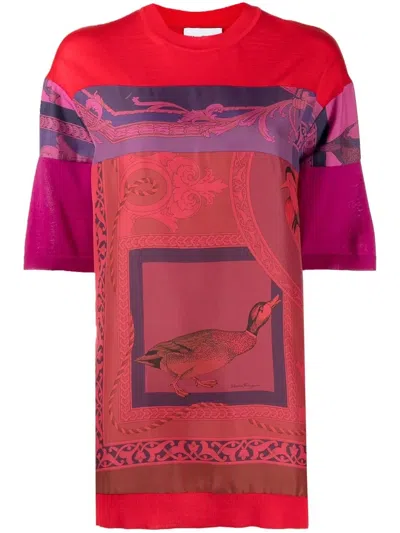 Ferragamo Heritage-print Long T-shirt In Rot