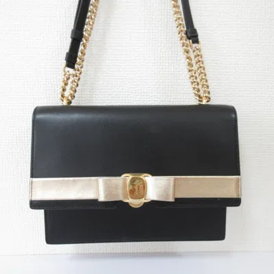Pre-owned Ferragamo Shoulder Bag () In Black