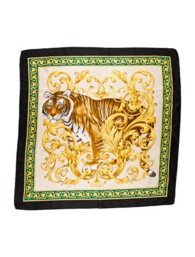 Pre-owned Ferragamo Silk Printed Scarf In Black