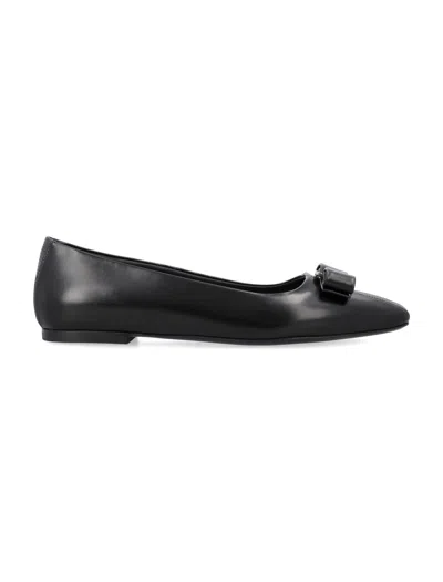 Ferragamo Black Leather Ballerina