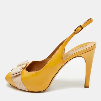 Pre-owned Ferragamo Size 37 Beige Patent Leather Vara Bow Slingback Peep Toe Pumps In Sand