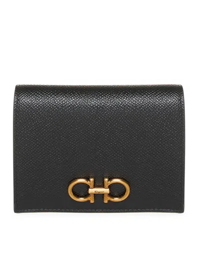 Ferragamo Gancini Bifold Wallet In Black