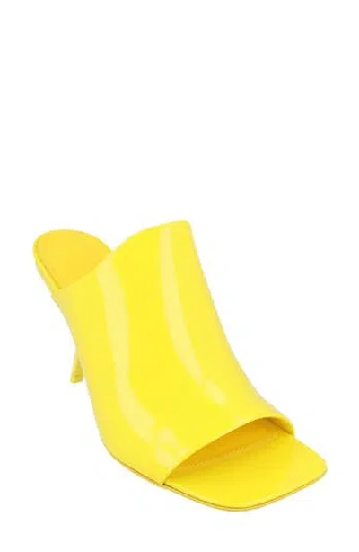Ferragamo Era Patent Leather Mules In Yellow