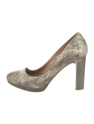 Pre-owned Ferragamo Snakeskin Animal Print Pumps In Green