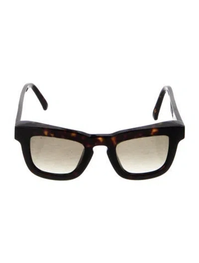 Pre-owned Ferragamo Square Gradient Sunglasses In Black
