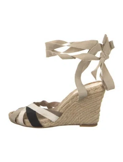 Pre-owned Ferragamo Straw Espadrilles In Neutral