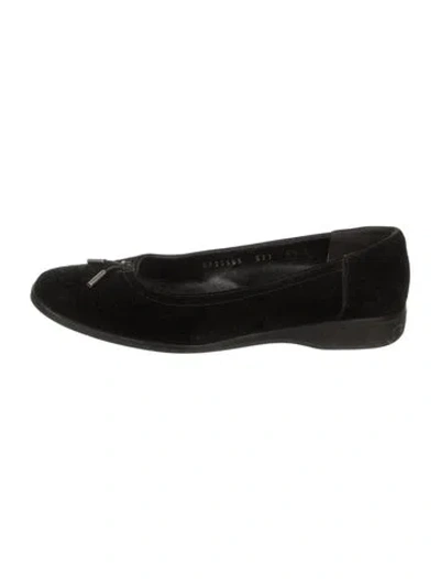 Pre-owned Ferragamo Suede Ballet Flats In Black