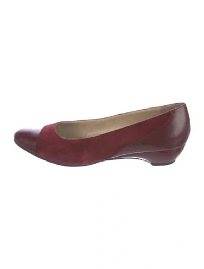 Pre-owned Ferragamo Suede Ballet Flats In Burgundy