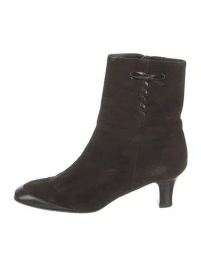 Pre-owned Ferragamo Suede Bow Accents Boots In Black