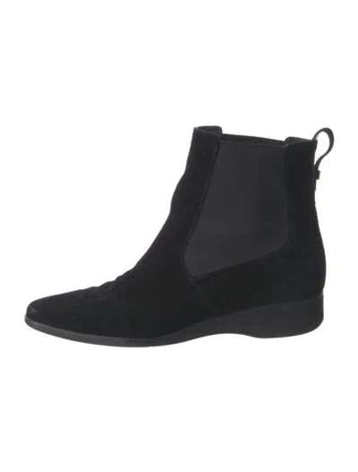 Pre-owned Ferragamo Suede Chelsea Boots In Black