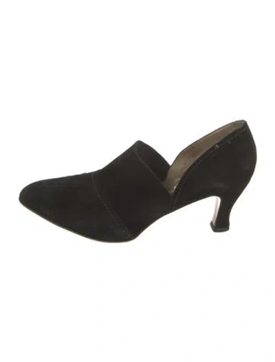 Pre-owned Ferragamo Suede Cutout Accent D'orsay Pumps In Black