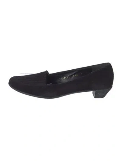 Pre-owned Ferragamo Suede Loafers In Black