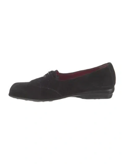 Pre-owned Ferragamo Suede Loafers In Black