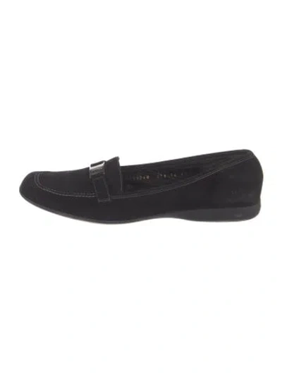 Pre-owned Ferragamo Suede Loafers In Black