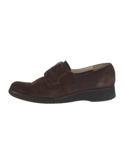 Pre-owned Ferragamo Suede Loafers In Brown