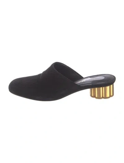 Pre-owned Ferragamo Suede Mules In Black