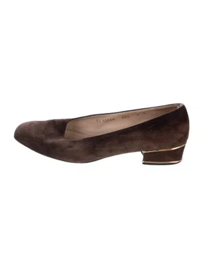 Pre-owned Ferragamo Suede Mules In Brown